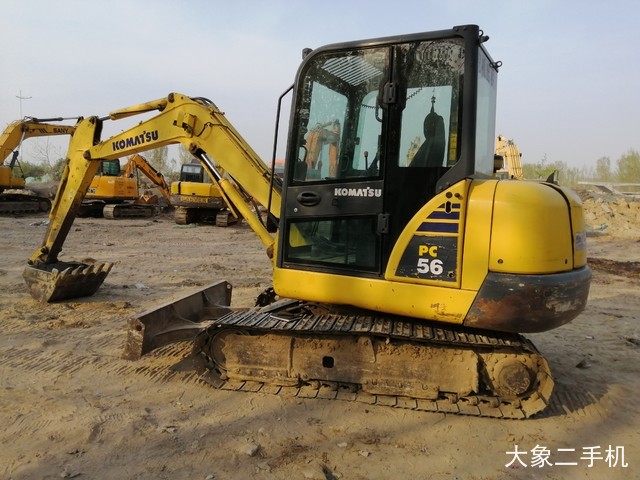 小松 PC56-7 挖掘机